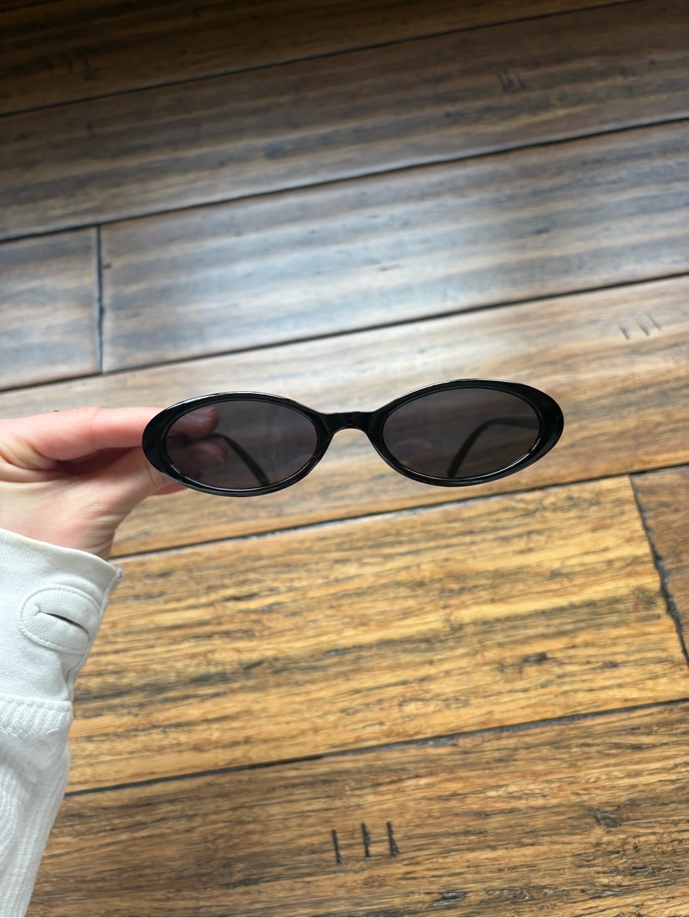 Black Oval Women's Sunglasses